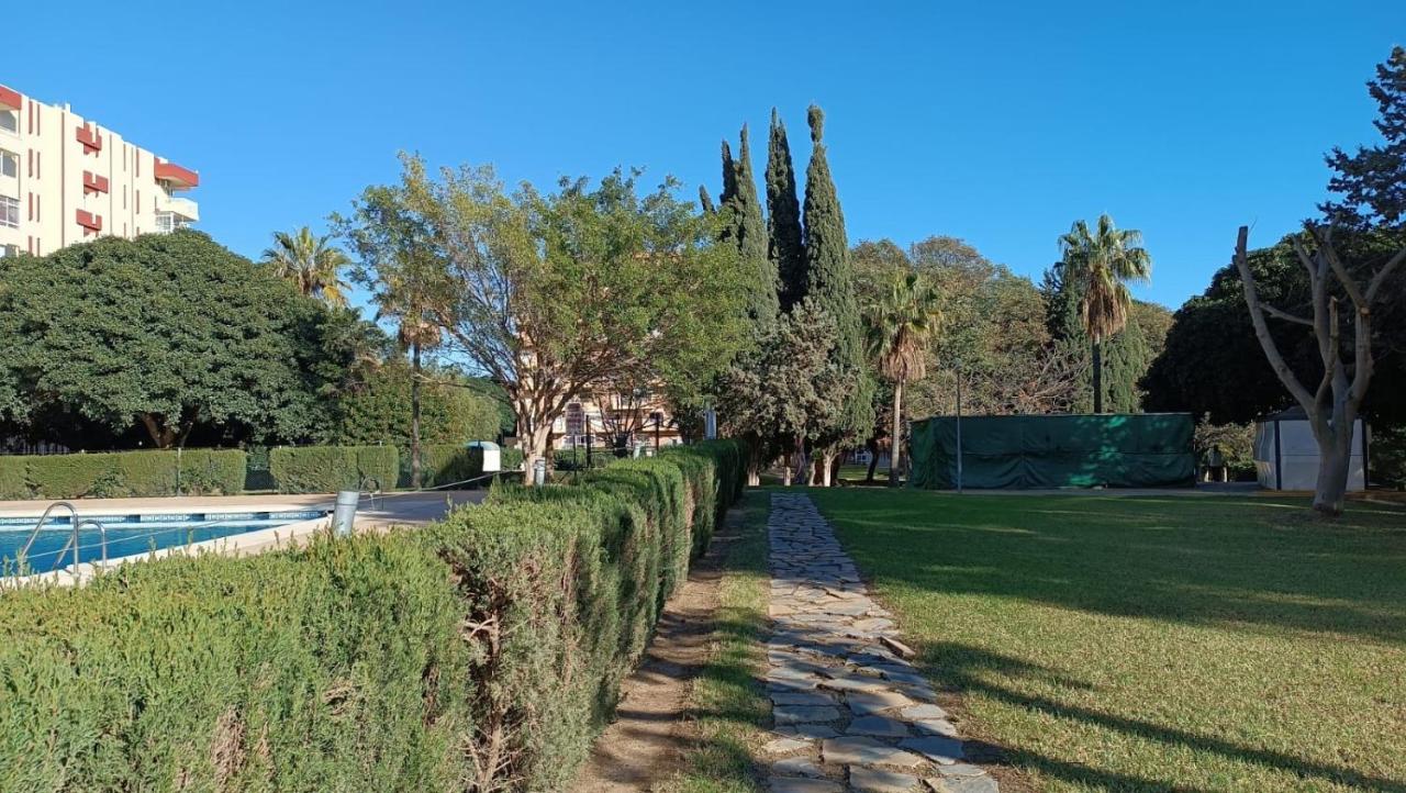 בנאלמדנה Estudio Vacacional מראה חיצוני תמונה