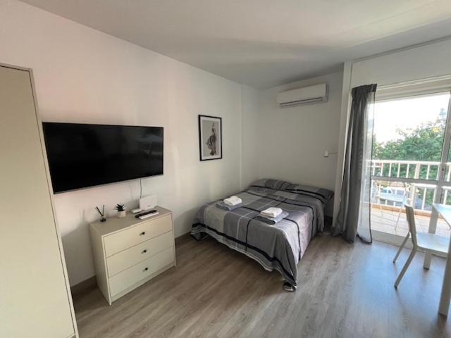 בנאלמדנה Estudio Vacacional מראה חיצוני תמונה